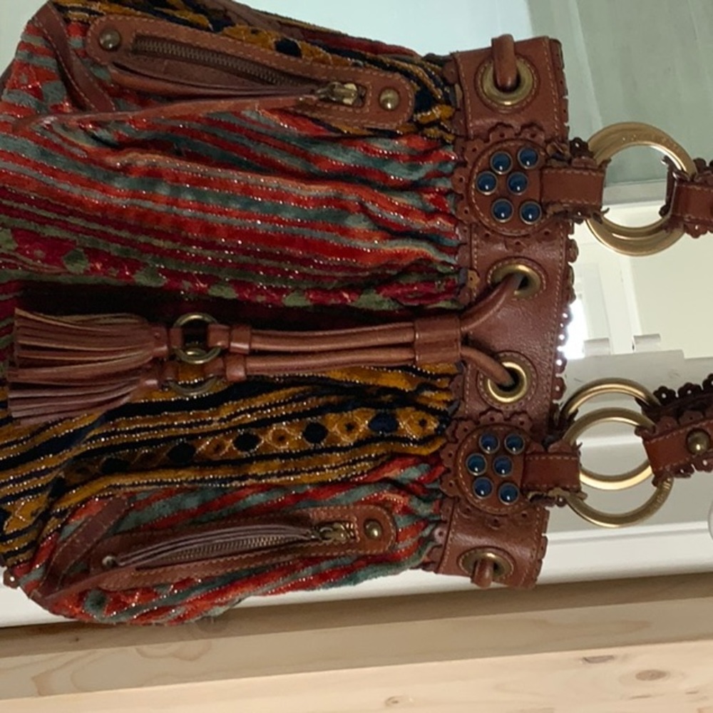 Isabella Fiore rare vintage carpet shoulder bag